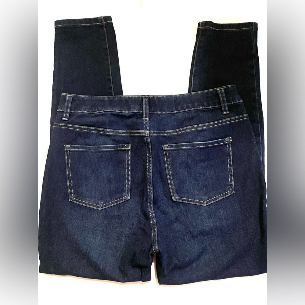 Time and Tru High Rise Skinny - Picture 3 of 4